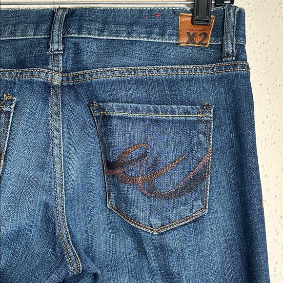 X2 Quality Denim Low Rise Dark Wash Wide Flare Leg Jeans Womens Size 2 R - Picture 16 of 16